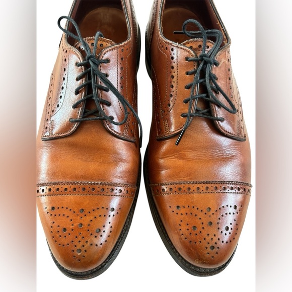 Allen Edmonds Sanford 5347 Bourbon Leather Brogue Derby Vintage Shoes 9.5 D main image 9